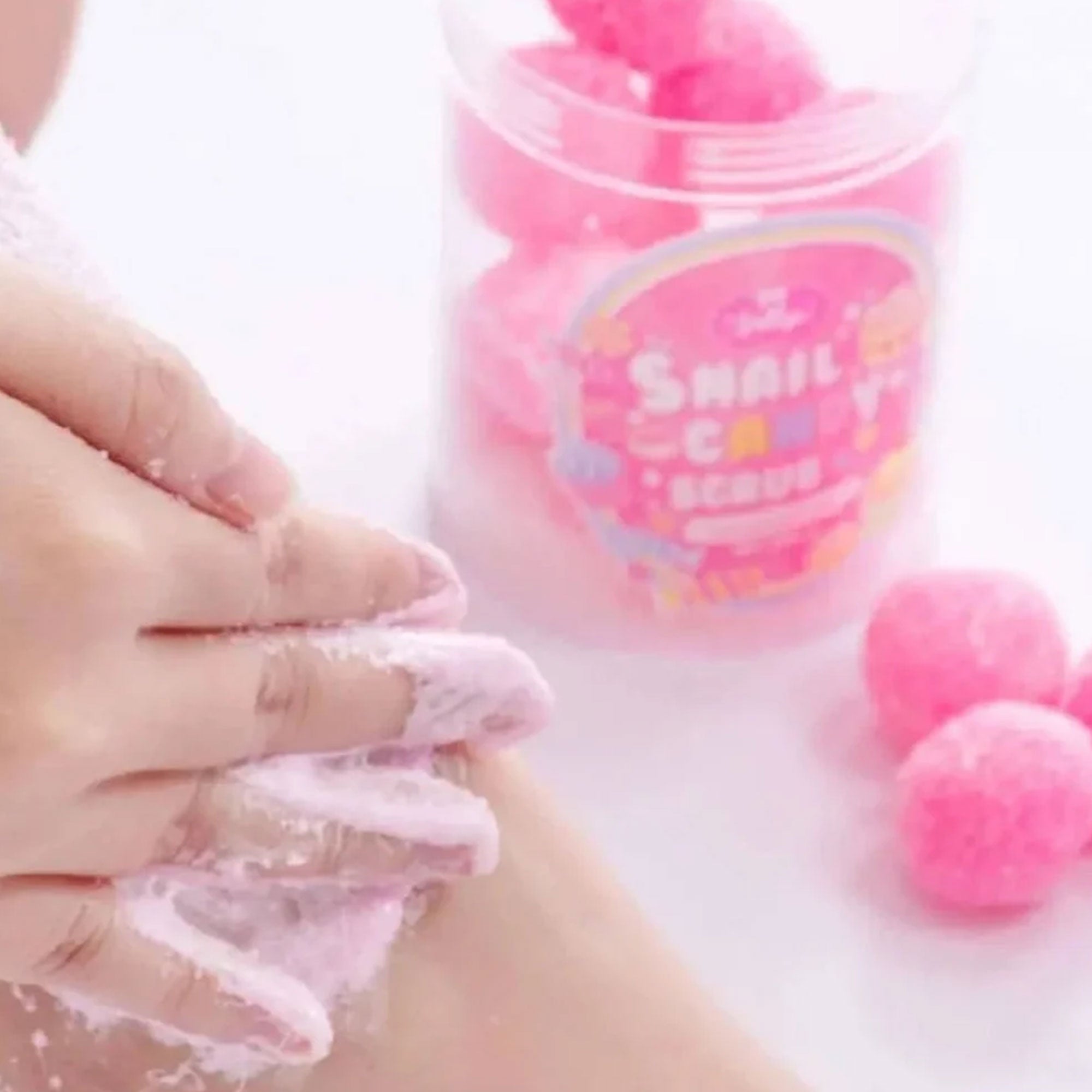 Jelly's Snail Candy Scrub for Smoothing and Brightening Skin - 300g